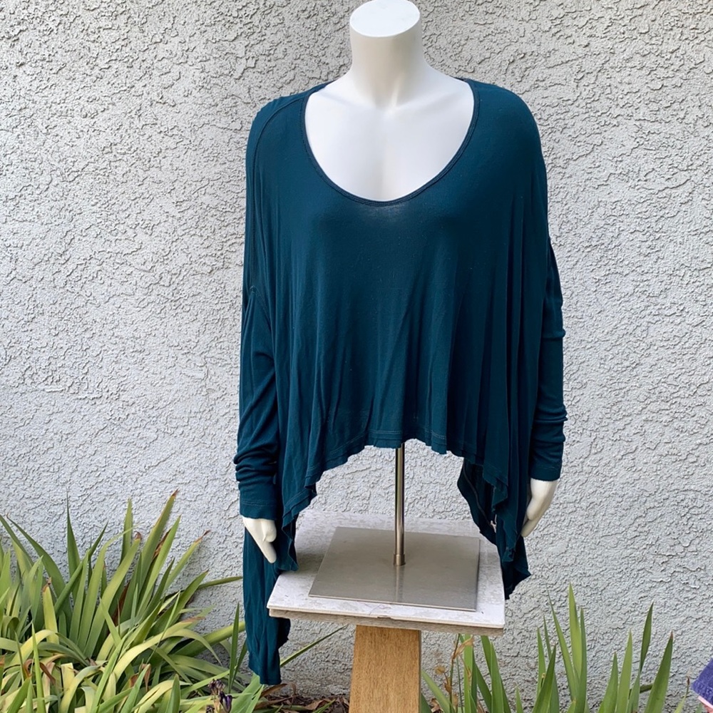 Free People Dramatric Hi Lo Ribbed Knit Asymmetrical Sides Scoop Neck Shirt Top